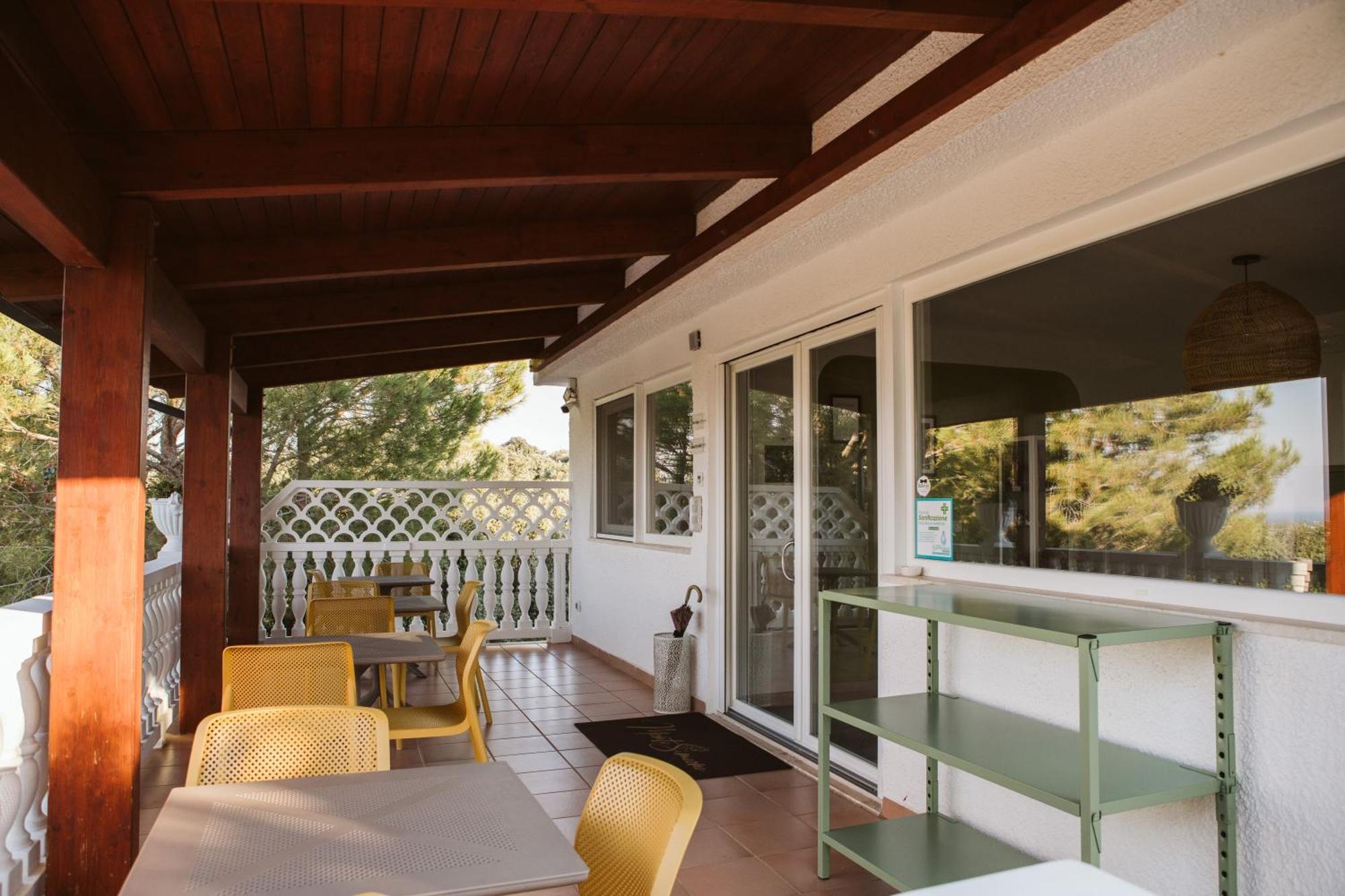 Bed and Breakfast Monte Simeone Поліньяно-а-Маре Екстер'єр фото